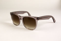 Basic Wayfarer by Retro Super Future